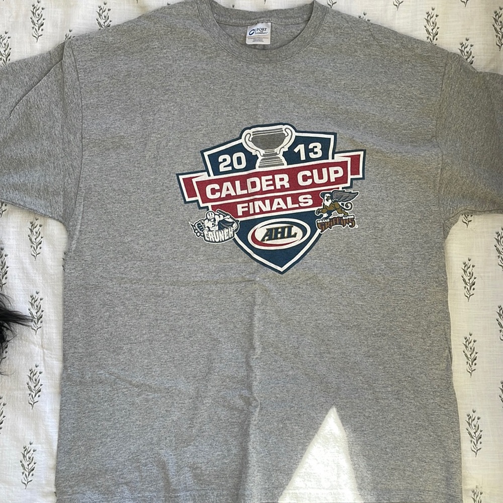 Graphic tee